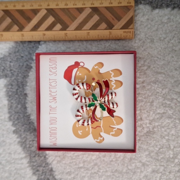 NEW Candy Cane Christmas Holiday Pin Brooch - Picture 7 of 7